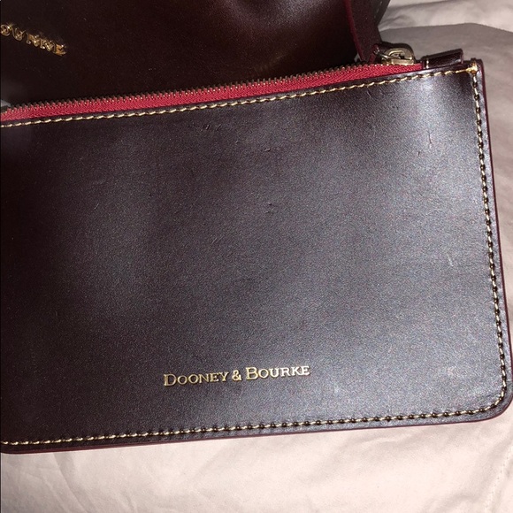 Brand new Dooney & Bourke - Picture 2 of 3